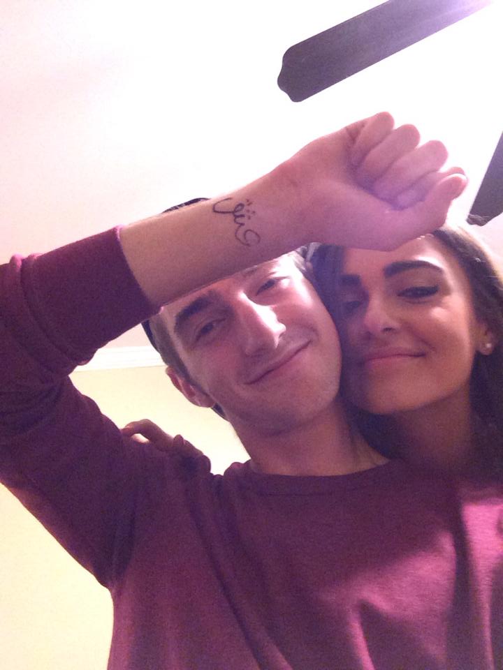 1463522_10200939382629834_1257463890_n